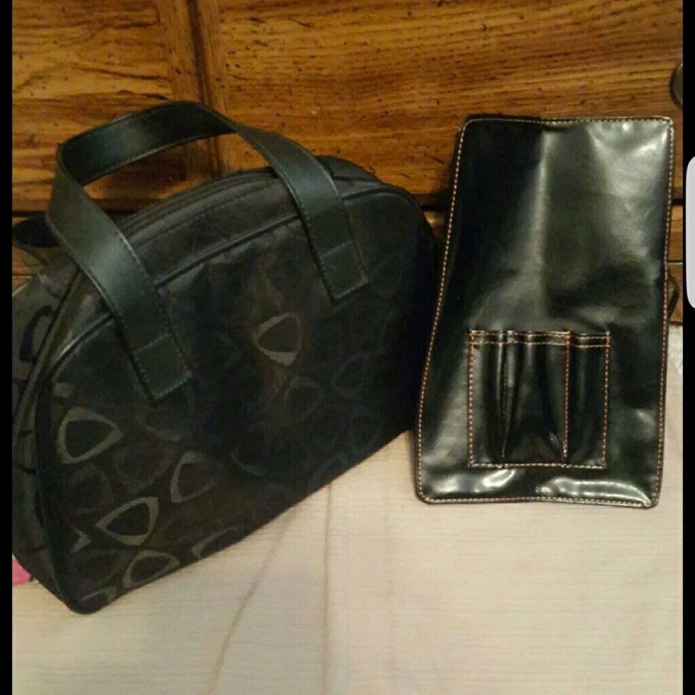 NWOT! Liz Claiborne Makeup Bag